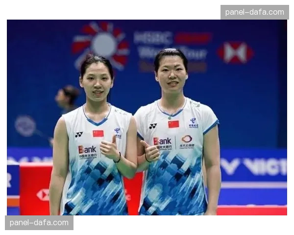 泰国大师赛女双决赛，鲍骊婧李怡婧1-2憾负印尼组合获亚军